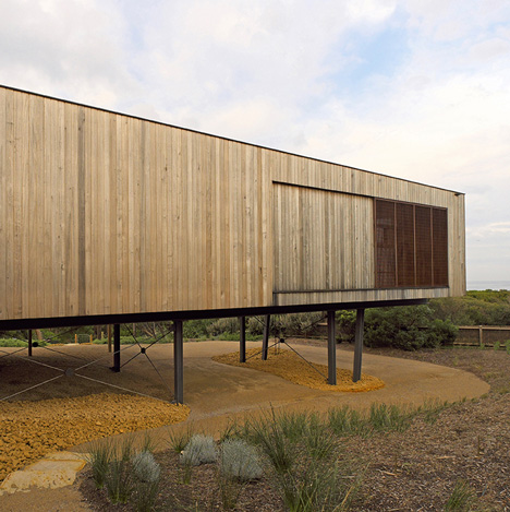 Great Ocean Road House by ITN Architects