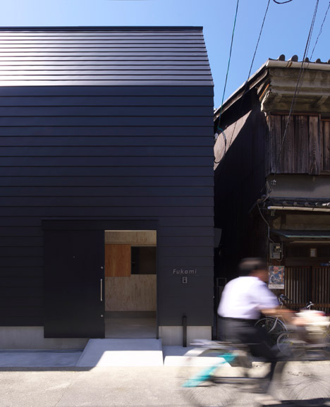 House in Asahiku by Coo Planning
