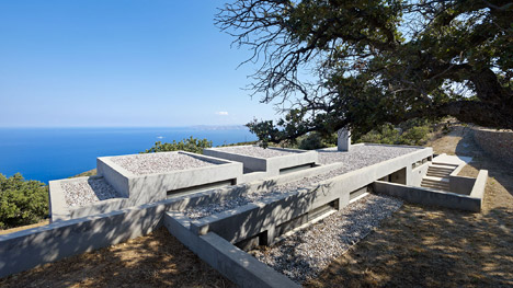 House in Kea by Stassinopoulos and Daskalakis