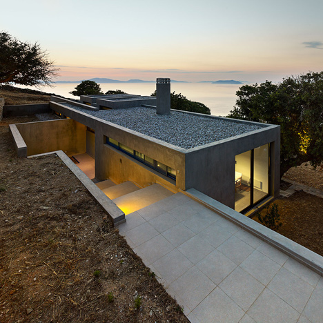 House in Kea by Stassinopoulos and Daskalakis