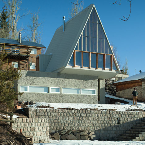 House at Chiloe Island by DRAA
