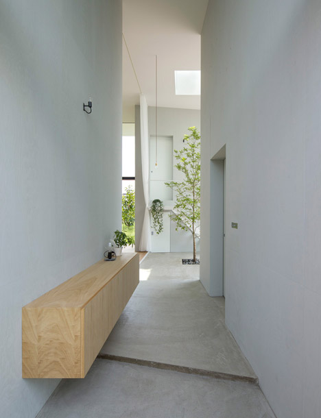 House in Ohno by Airhouse Design Office