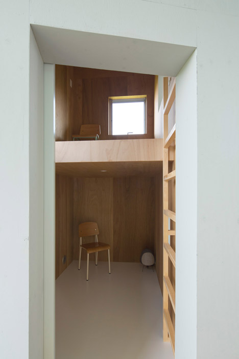 House in Ohno by Airhouse Design Office