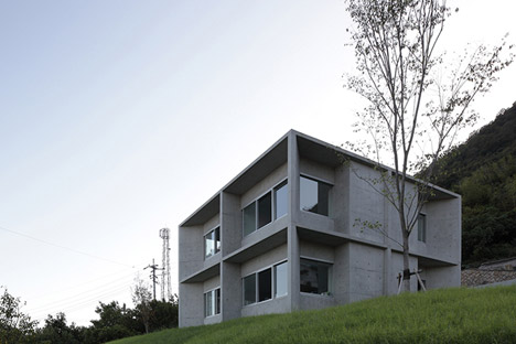 House in Tajiri by Kazunori Fujimoto