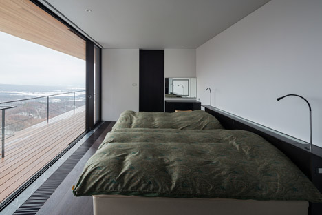 House in Yasugatake by Kidosaki Architects Studio