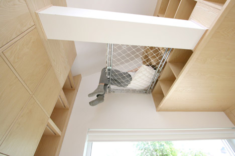 Interactive play and study space by Ruetemple