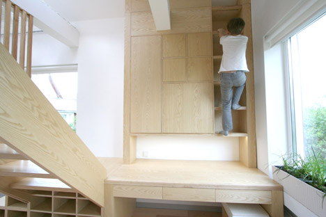 Interactive play and study space by Ruetemple