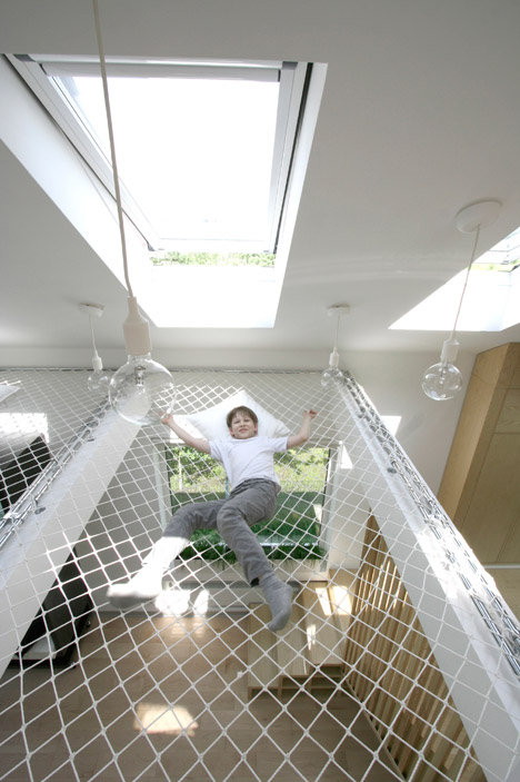 Interactive play and study space by Ruetemple