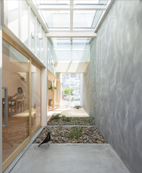 Kusatsu House by Alts Design Office
