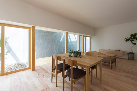 Kusatsu House by Alts Design Office