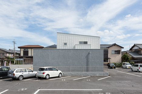 Kusatsu House by Alts Design Office