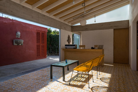 Leyva 506 by APT