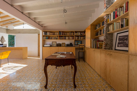 Leyva 506 by APT