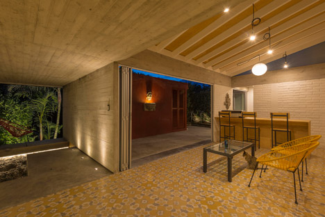 Leyva 506 by APT