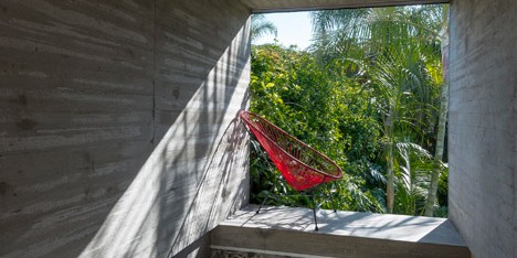 Leyva 506 by APT