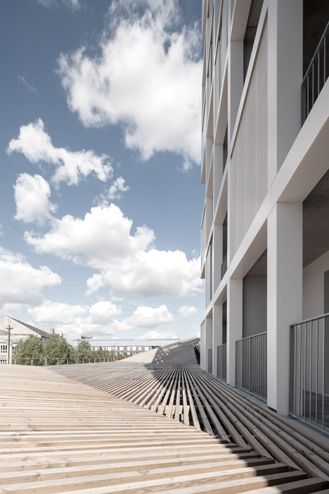 Nantes Social Housing by Antonini Darmon