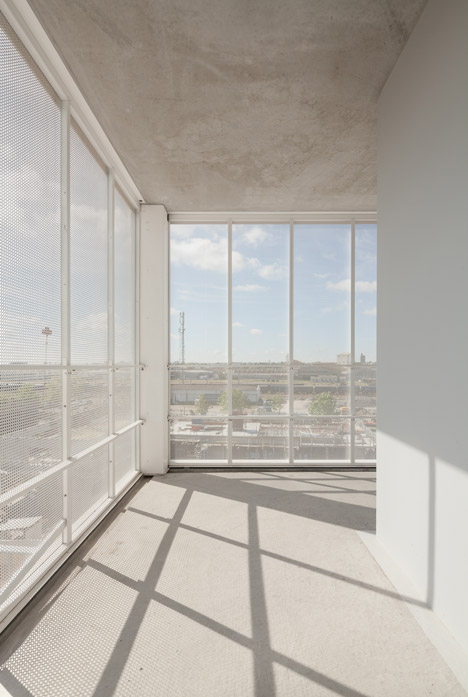 Nantes Social Housing by Antonini Darmon