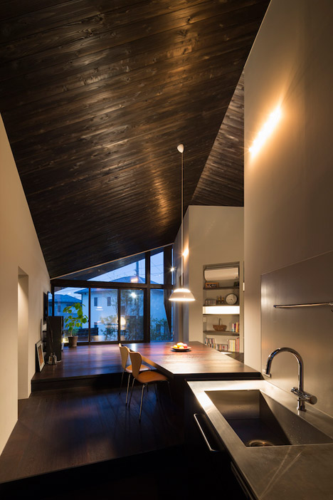 Naruse House by MDS