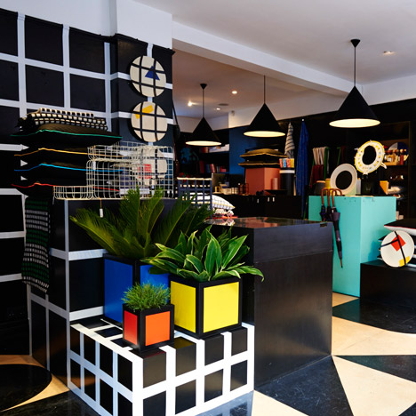 Off the Grid by Superstudio at the Darkroom for London Design Festival 2014