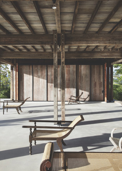 Reclaimed Telegraph Poles House by WHBC Architects