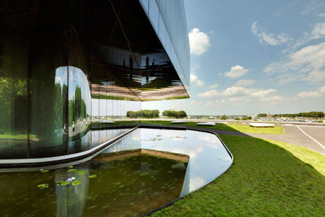 Regiocentrale Zuid by Wiel Arets