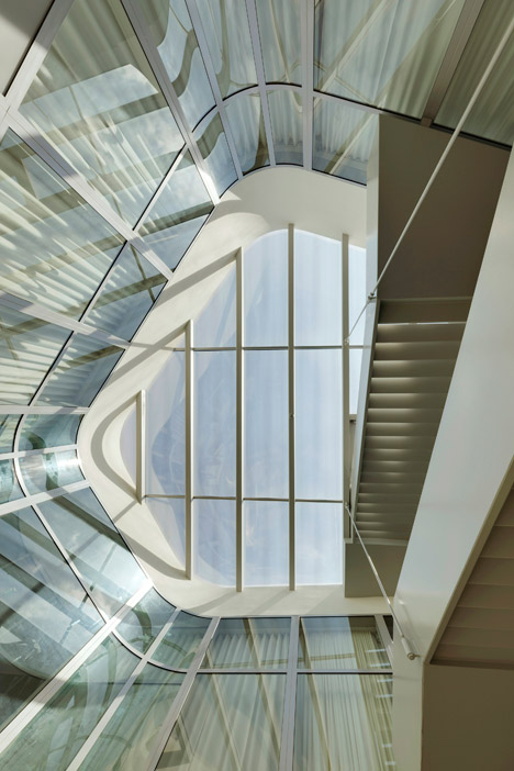 Regiocentrale Zuid by Wiel Arets