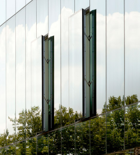 Regiocentrale Zuid by Wiel Arets