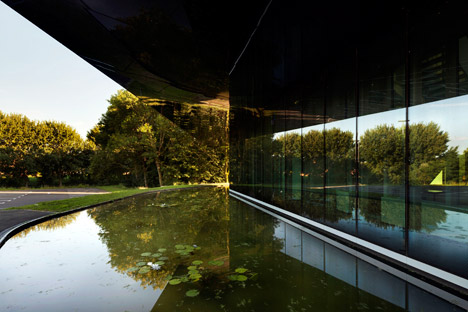 Regiocentrale Zuid by Wiel Arets