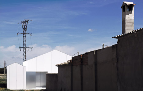 Resin Interpretation Centre by Óscar Miguel Ares Álvarez