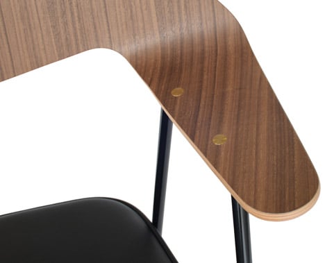 Robin Day 675 chair