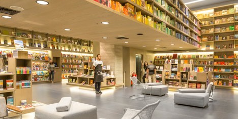 Saraiva Bookstore by Studio Arthur Casas
