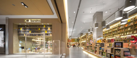 Saraiva Bookstore by Studio Arthur Casas