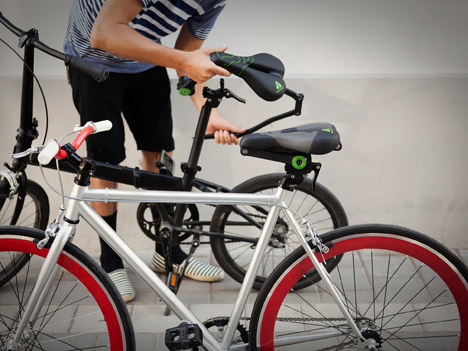 Seatylock saddle and lock