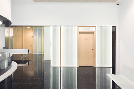 Sendagrup Medical Centre by Pauzarq