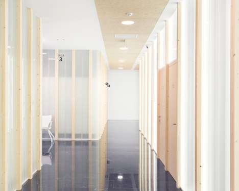 Sendagrup Medical Centre by Pauzarq