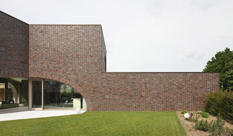 Villa Moerkensheide by Dieter De Vos