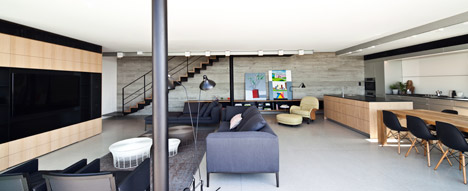 Y Duplex Penthouse by Pitsou Kedem