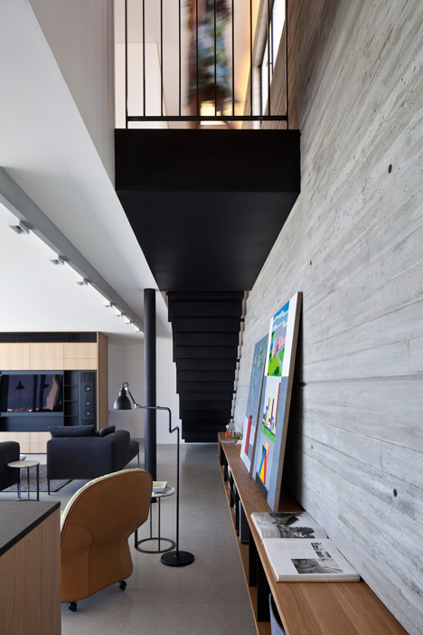 Y Duplex Penthouse by Pitsou Kedem