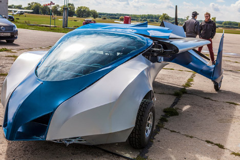 Aeromobil flying car