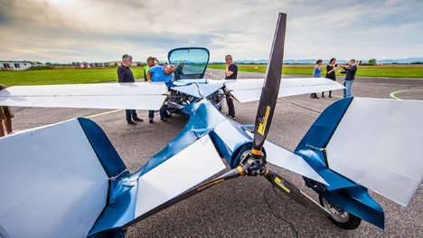 Aeromobil flying car
