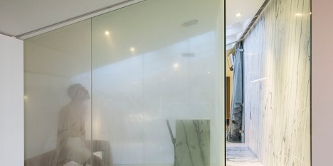 A029 apartment by Camarim Arquitectos
