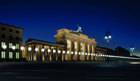 Berlin Lichtgrenze marks 25 years since the fall of the Berlin wall