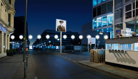 Berlin Lichtgrenze marks 25 years since the fall of the Berlin wall