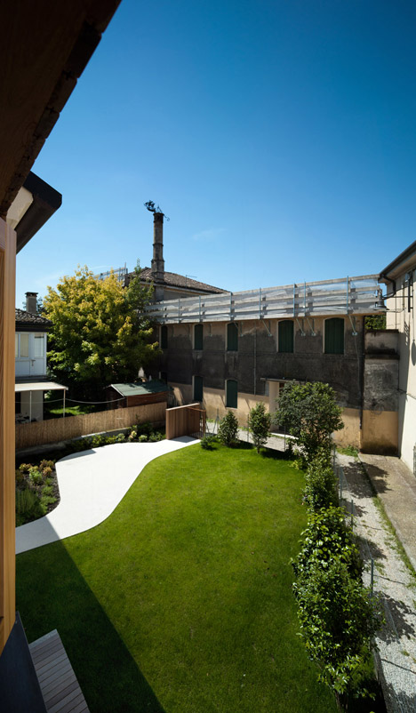 Casa Fiera by Massimo Galeotti Architetto