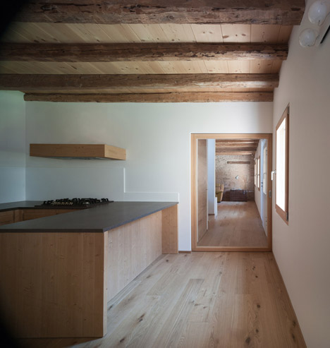 Casa Fiera by Massimo Galeotti Architetto