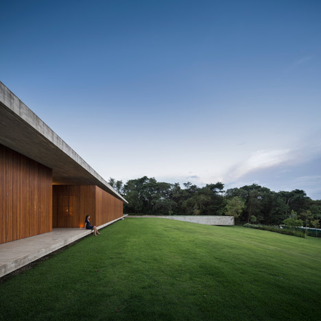 Redux House by Studio MK27