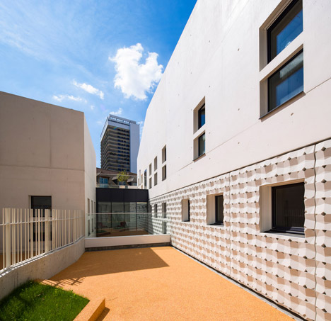 Child care centre in Paris by RH+ architecture