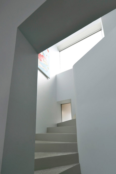 Concrete House in Stange by Carl-Viggo Hølmebakk