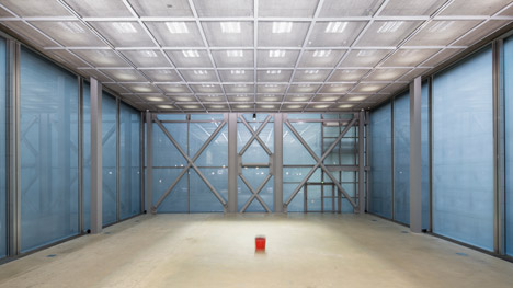 The Musings on a Glass Box installation by Diller and Scofidio at Jean Nouvel's Fondation Cartier