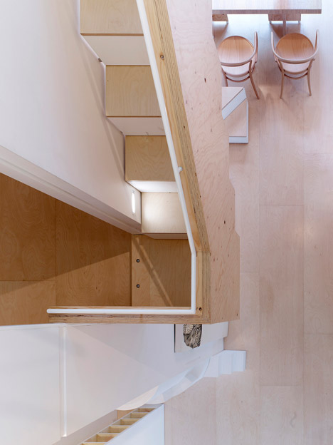 Elgin Crescent apartment by Andrew Pilkington